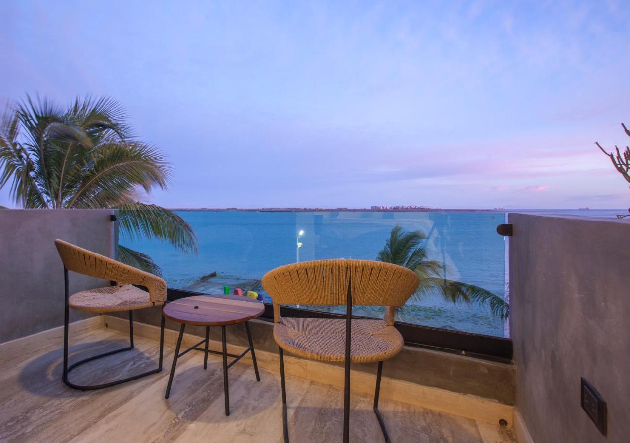 Malecon 1680 Hotel Ла Пас Екстериор снимка
