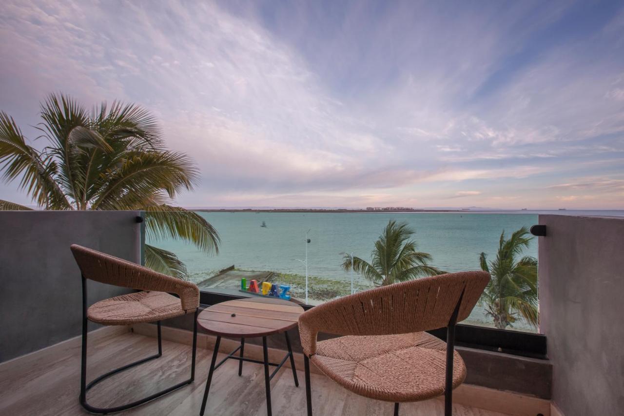 Malecon 1680 Hotel Ла Пас Екстериор снимка